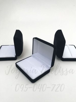 Cajitas para alianzas en terciopelo regalos joyas joyeria Uruguay