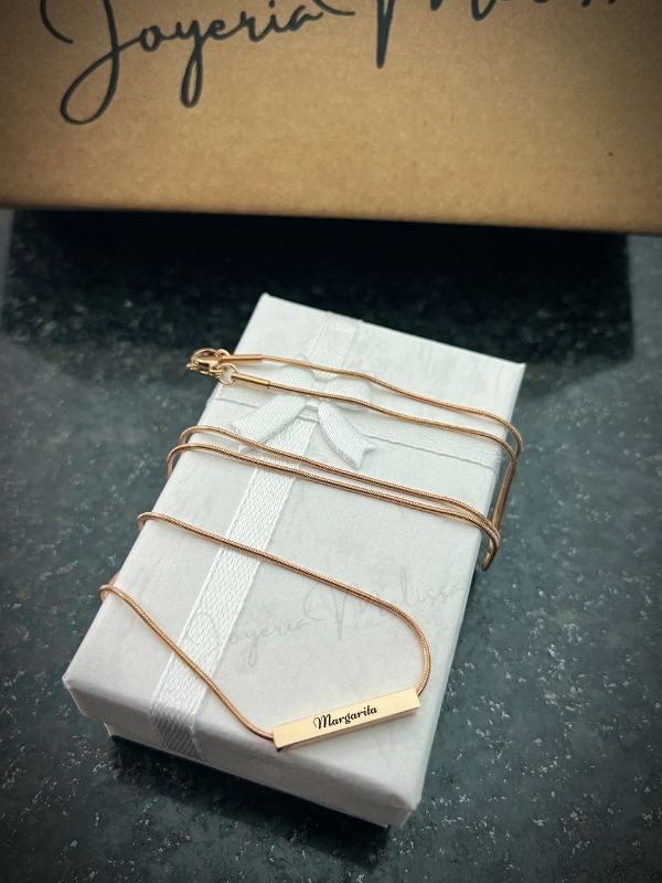 Gargantilla Barra Rosa Gold Logueadas (5) cadenitas de acero rosa oro con nombre regalos personalizados