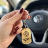 llaverito acero dorado con logo de auto a elección